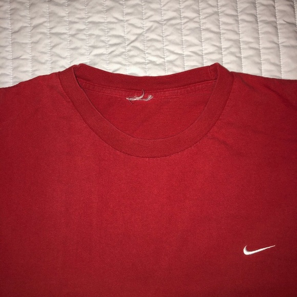 Nike T-Shirt - Red - Picture 2 of 2